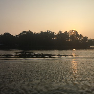 Ashtamudi Lake – On the banks of the Eight Armed